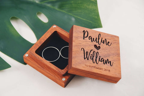 Love - Square ring box